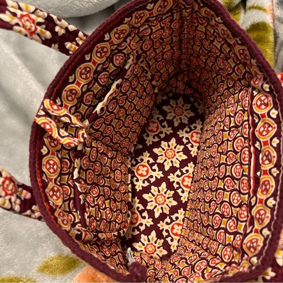 Vera Bradley burgundy medallion 2006 retired pattern small purse - Picture 5 of 11